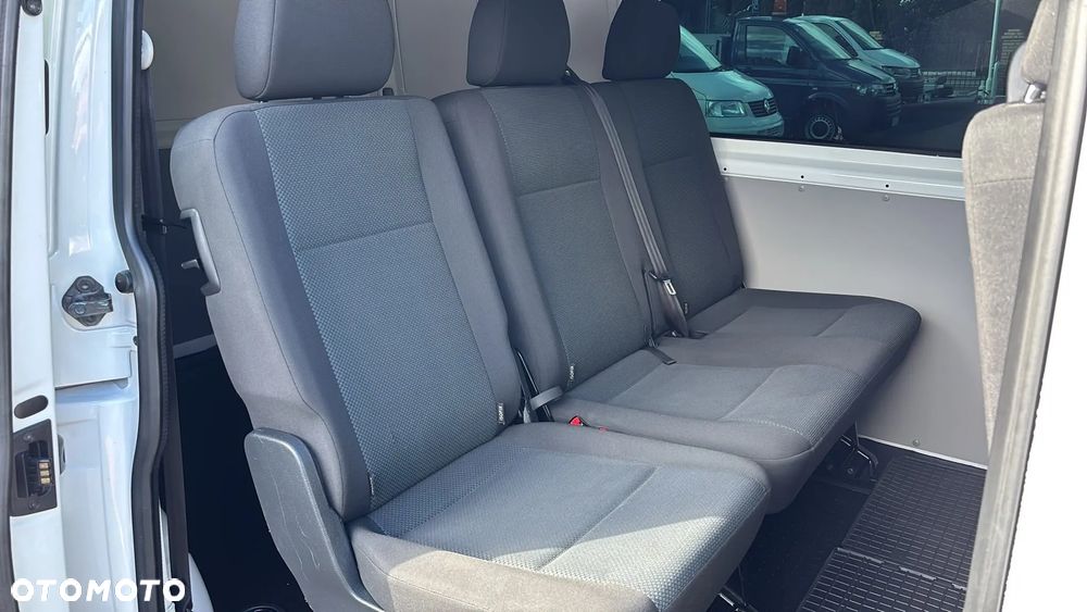 Volkswagen Transporter - 29