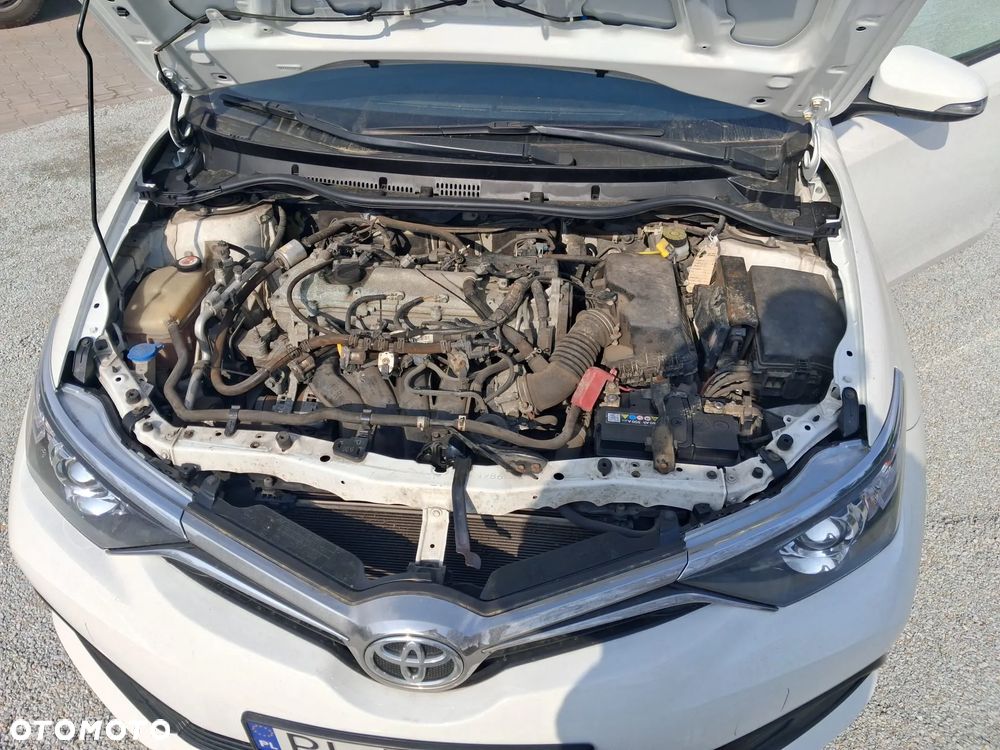 Toyota Auris 1.6 Active - 6