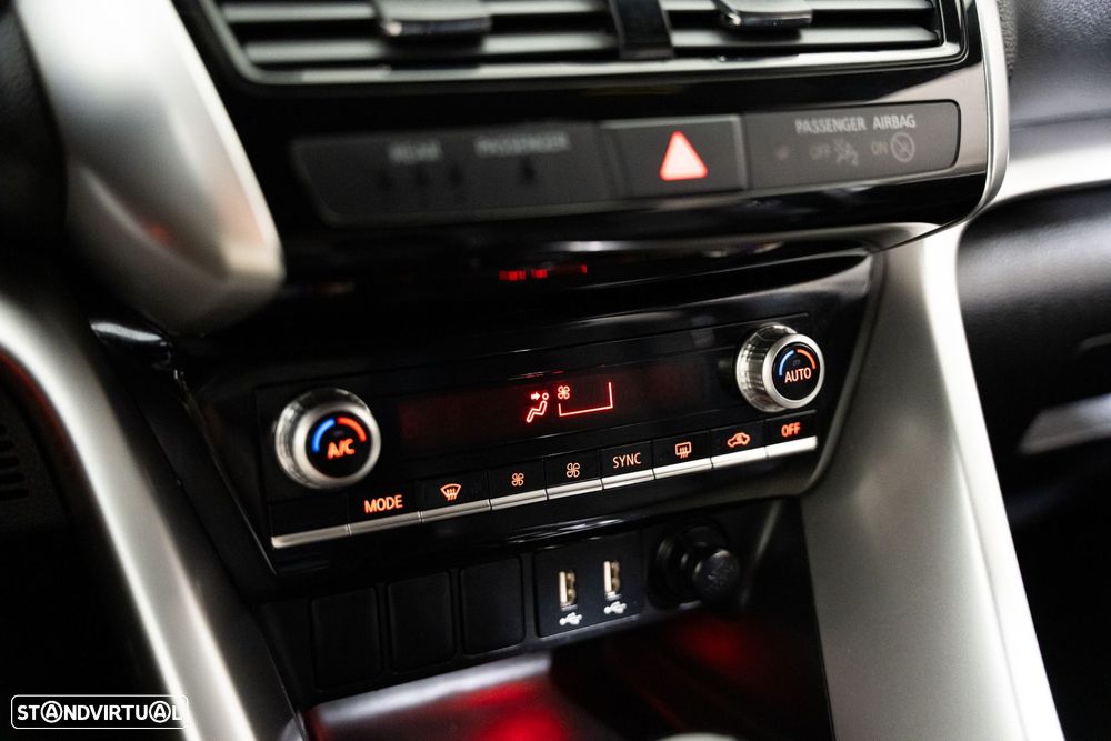 Mitsubishi Eclipse Cross 2.4 PHEV eMotion - 14