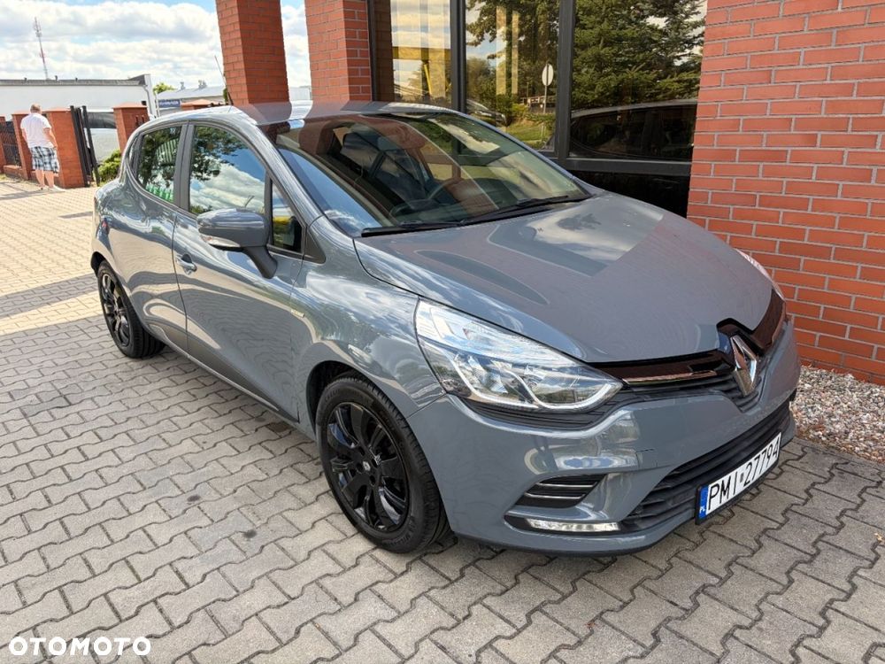 Renault Clio 1.2 16V Life - 2