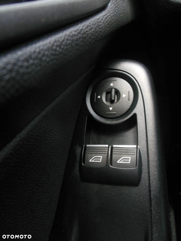 Ford Fiesta 1.0 EcoBoost Titanium - 18