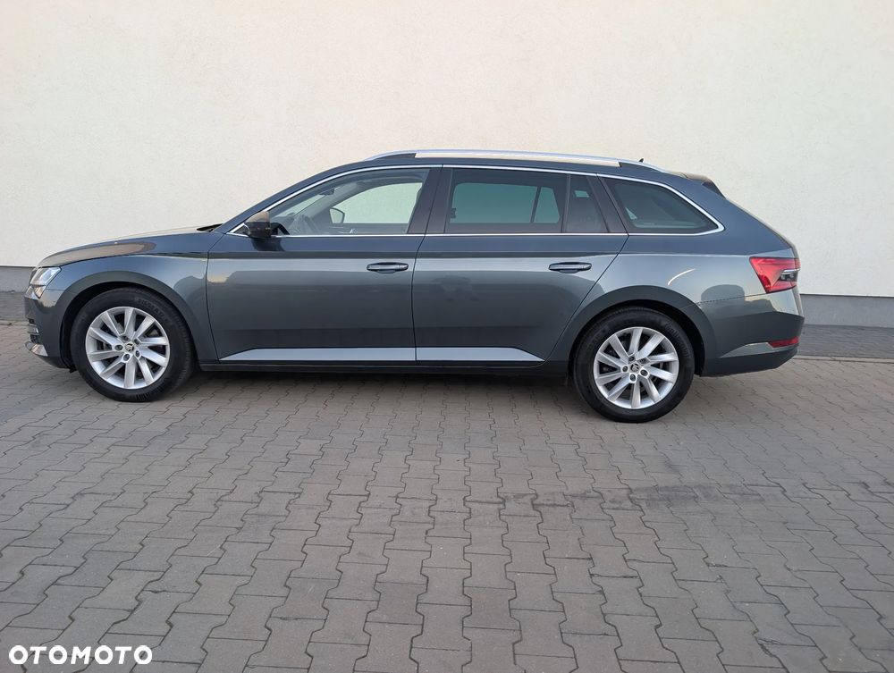 Skoda Superb 2.0 TDI DSG Premium Edition - 2