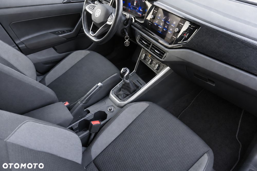 Volkswagen Polo 1.0 TSI Style - 32