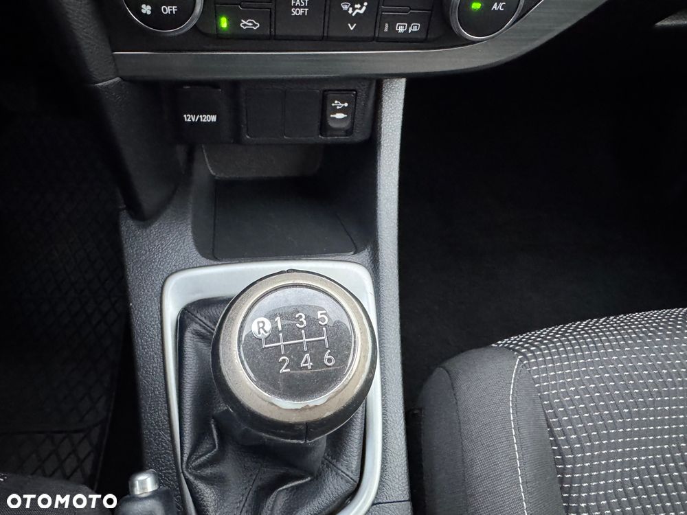 Toyota Auris 1.6 Valvematic Executive - 15