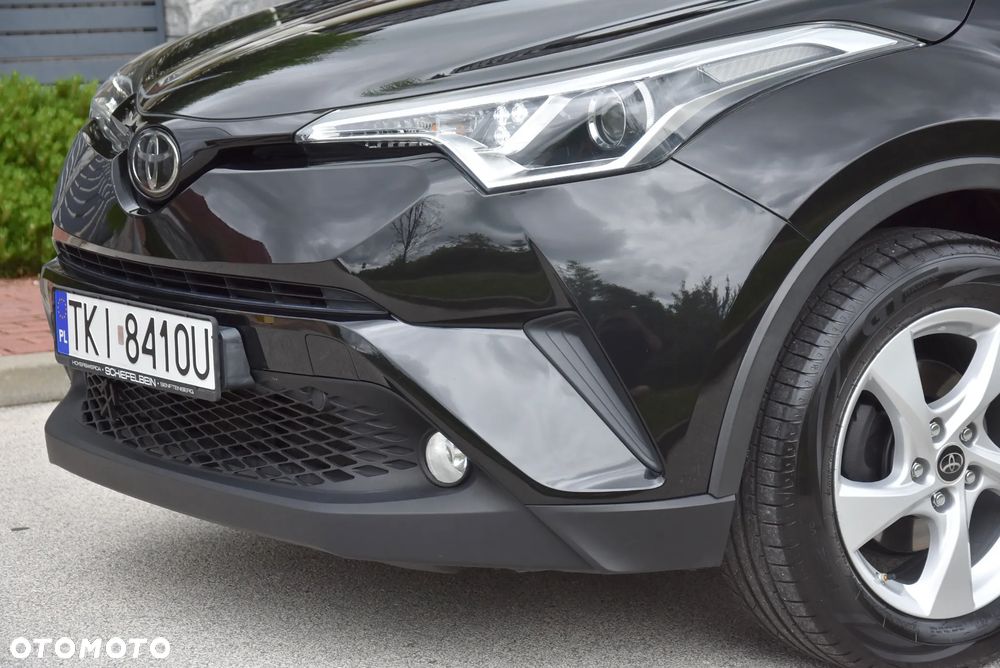 Toyota C-HR 1.2 Turbo Team Deutschland - 15