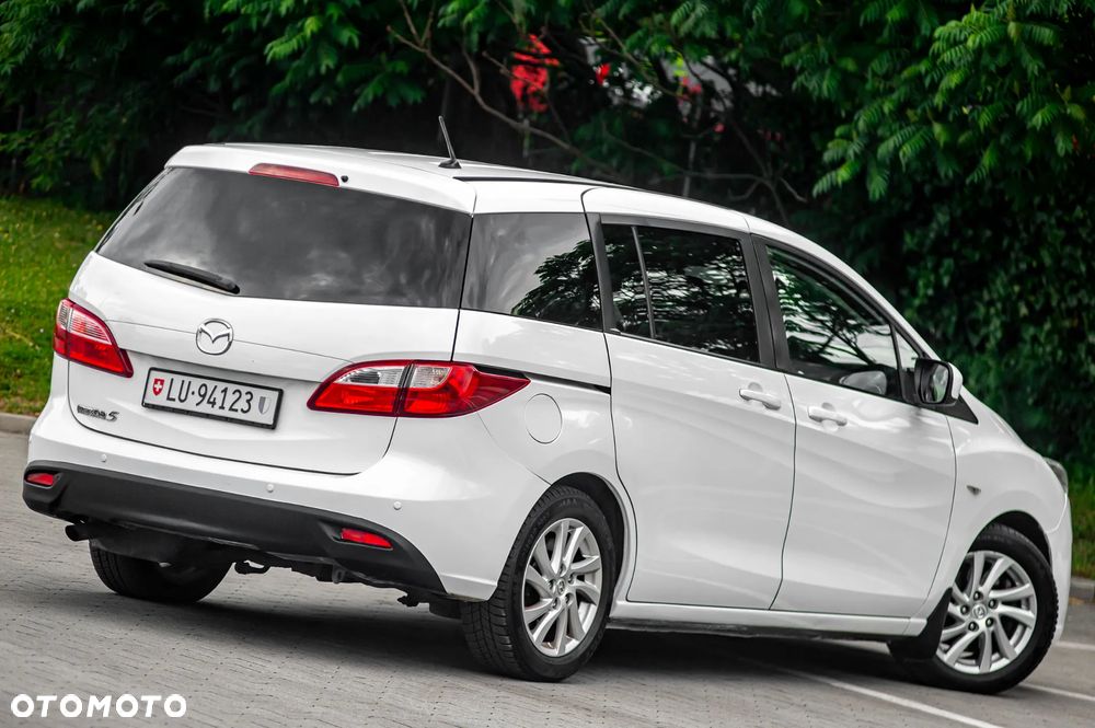 Mazda 5 - 6