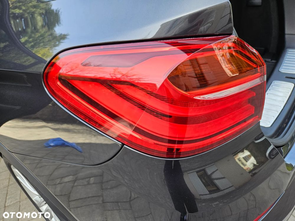 BMW X4 xDrive20d - 10