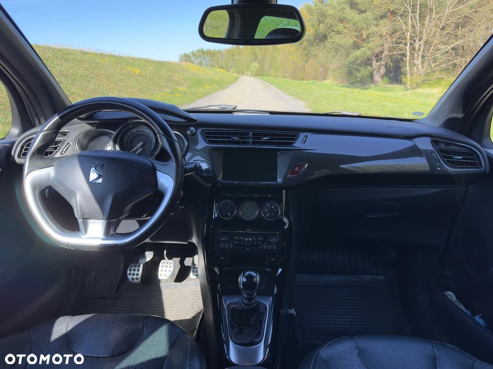 Citroën DS3 1.6 THP SportChic - 10