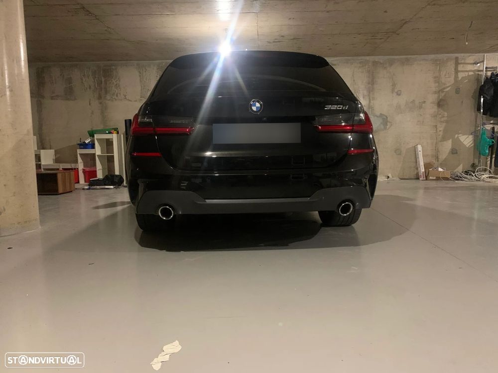 BMW 320 d Pack M Shadow Auto - 4