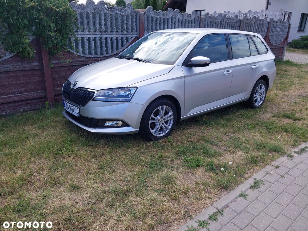 Skoda Fabia 1.0 Ambition - 4