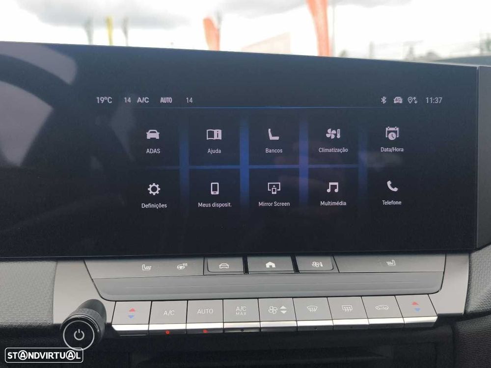 Opel Astra 1.2 T GS Aut. - 20