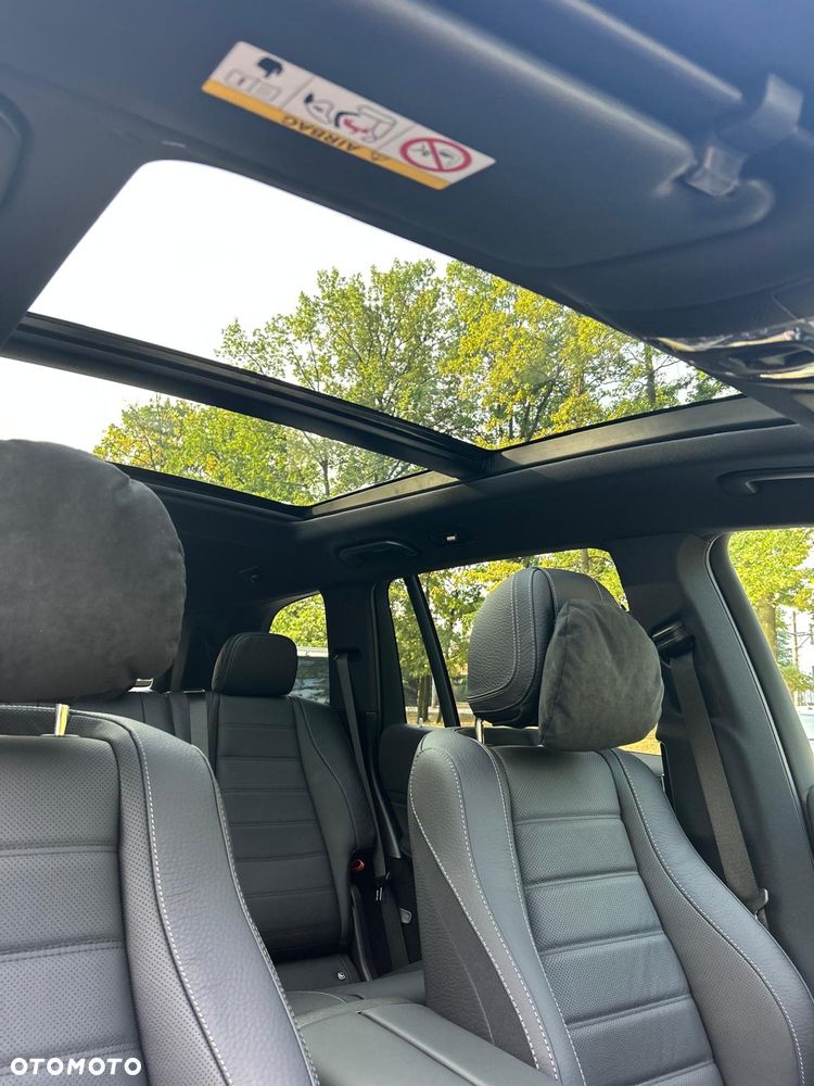 Mercedes-Benz GLS - 9