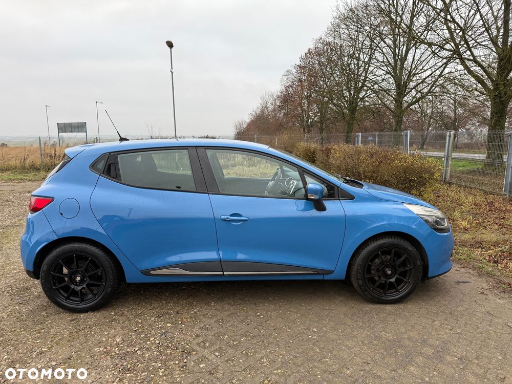 Renault Clio TCe 90 Paris - 8