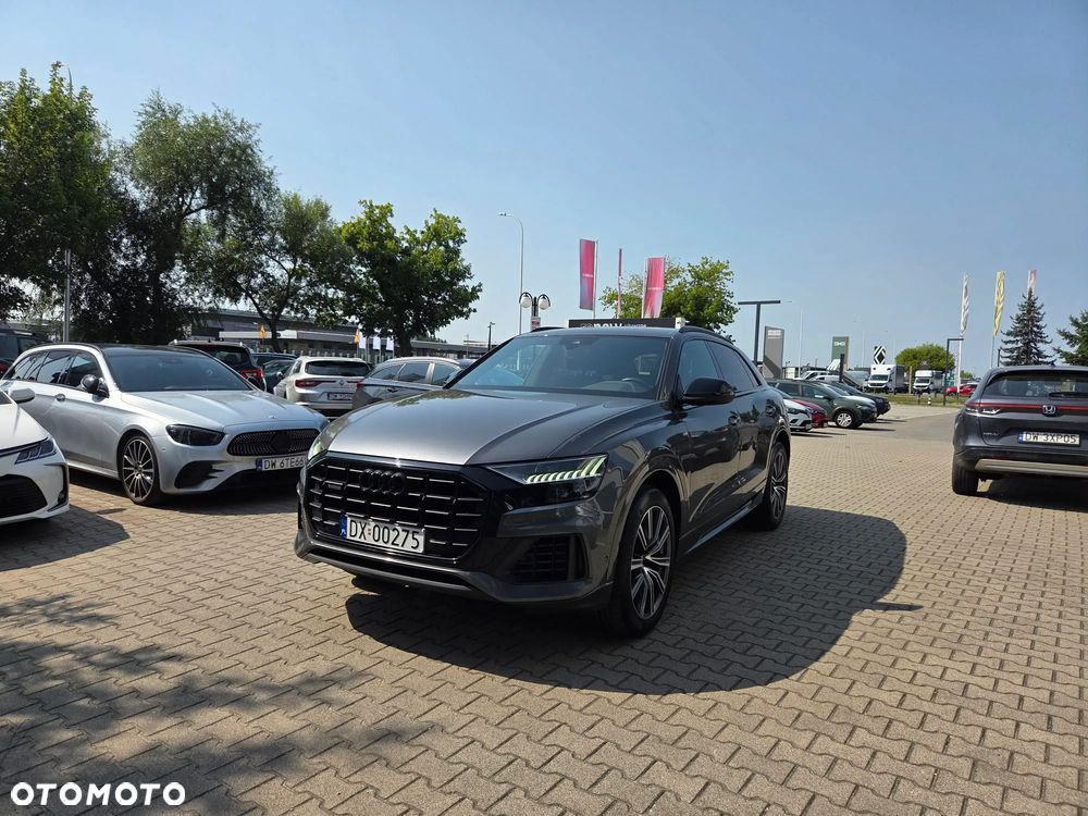 Audi Q8 - 1