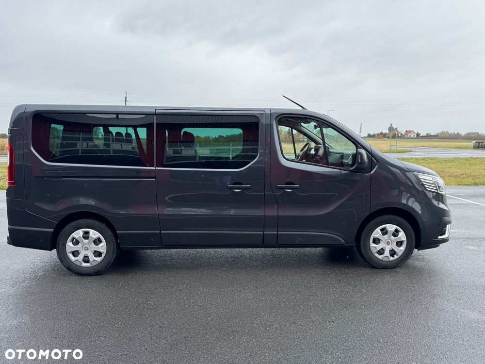 Renault Trafic SpaceClass 2.0 dCi - 11