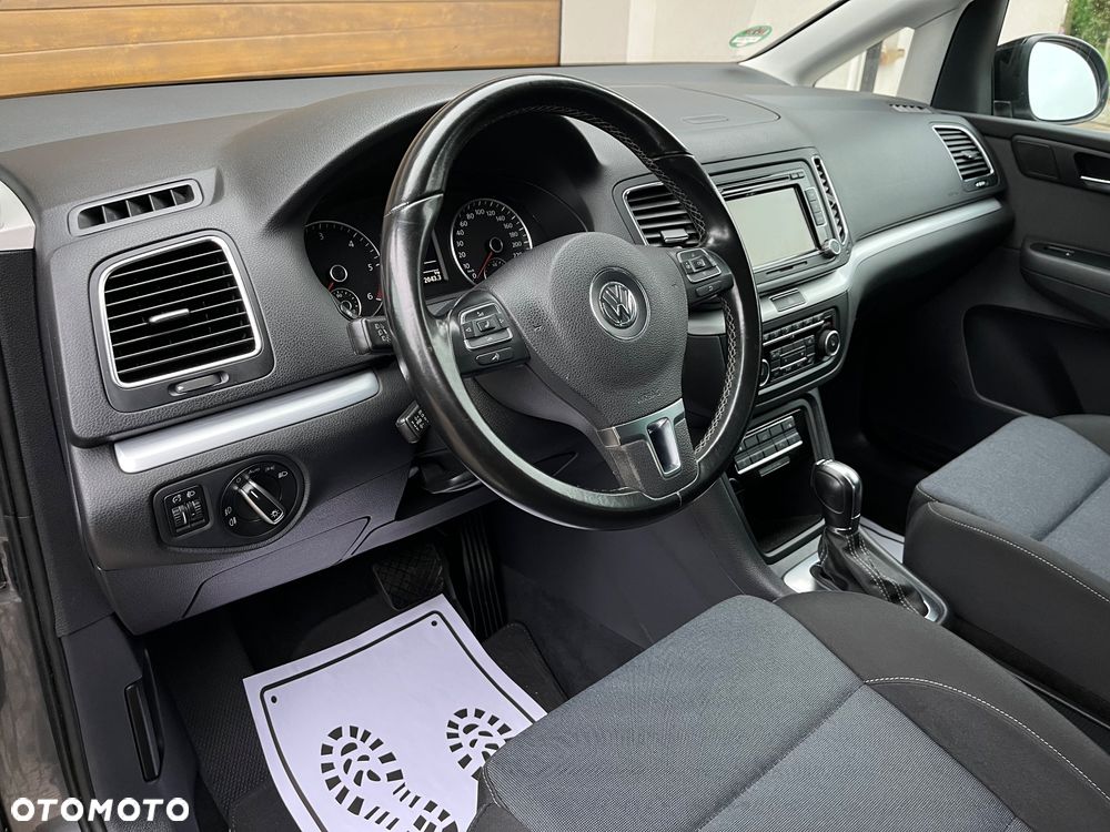 Volkswagen Sharan - 15