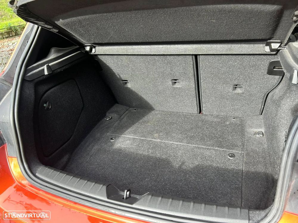 BMW 116 i Pack M - 17