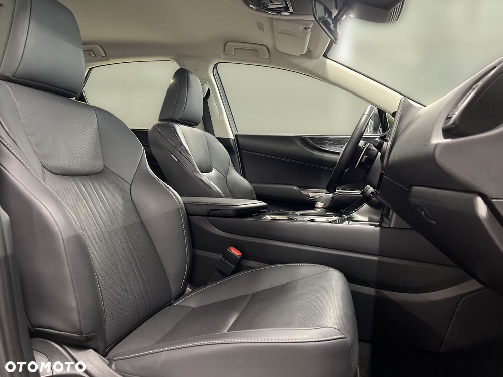 Lexus NX 350h Business AWD - 12