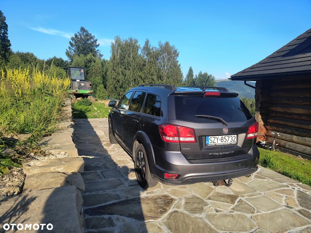 Fiat Freemont 2.0 Multijet Black Code AWD - 8