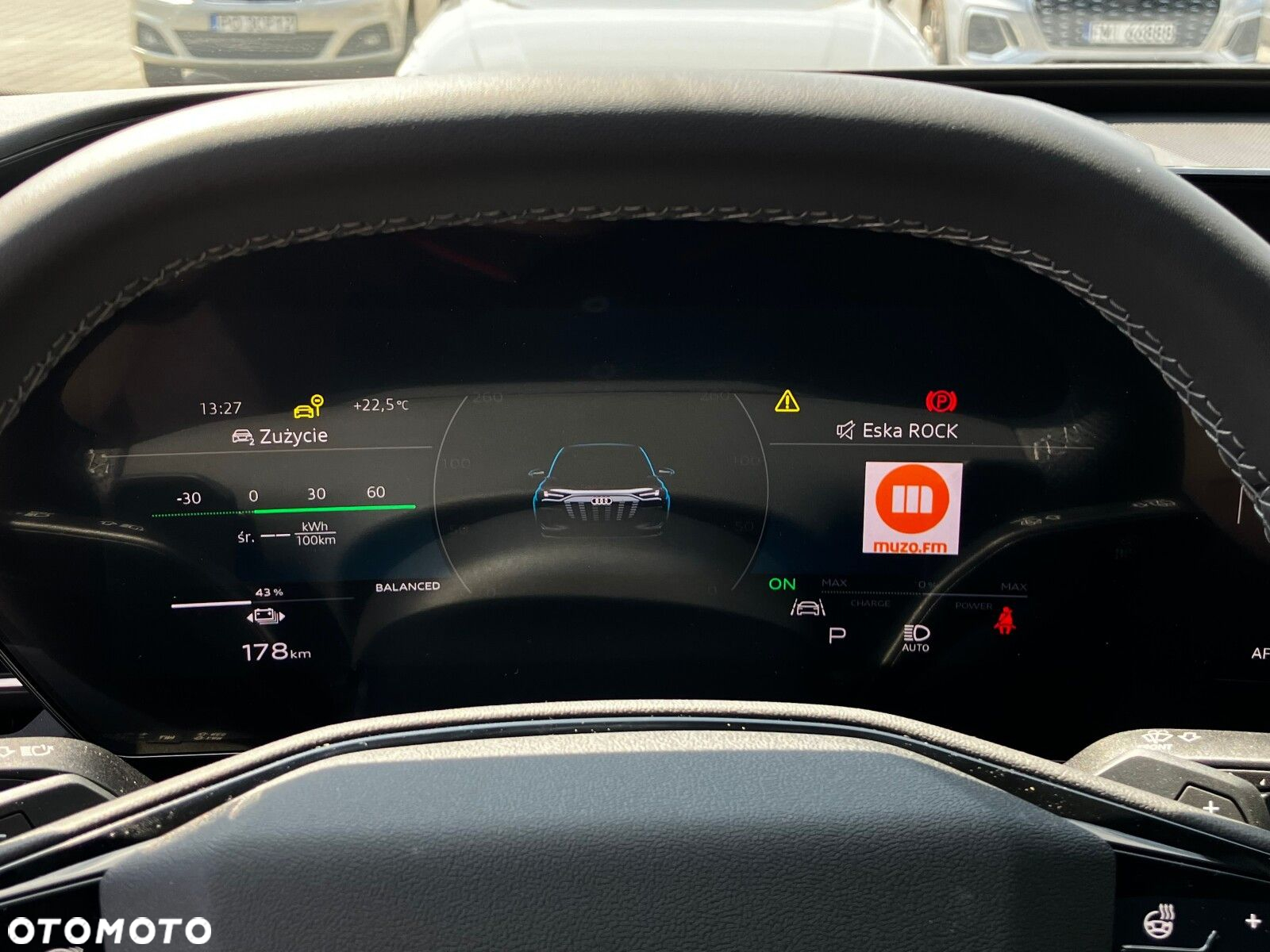 Audi Q6 e-tron - 28