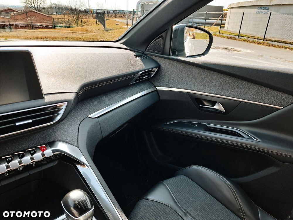 Peugeot 3008 HDi FAP 150 Platinum - 9