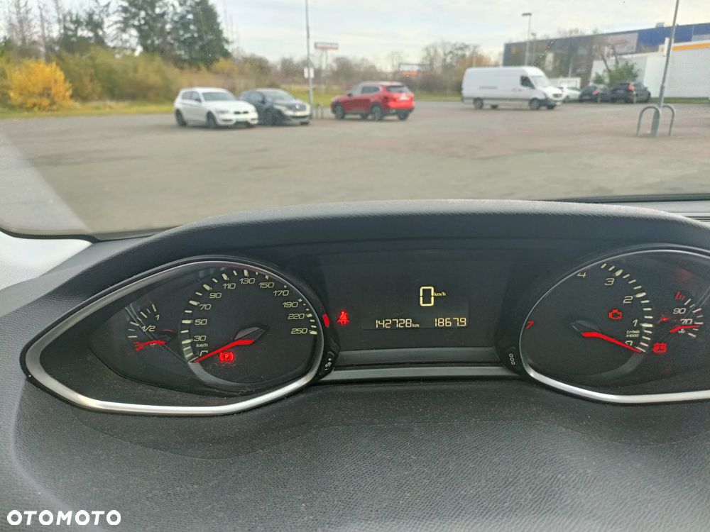 Peugeot 308 1.6 THP Active - 14