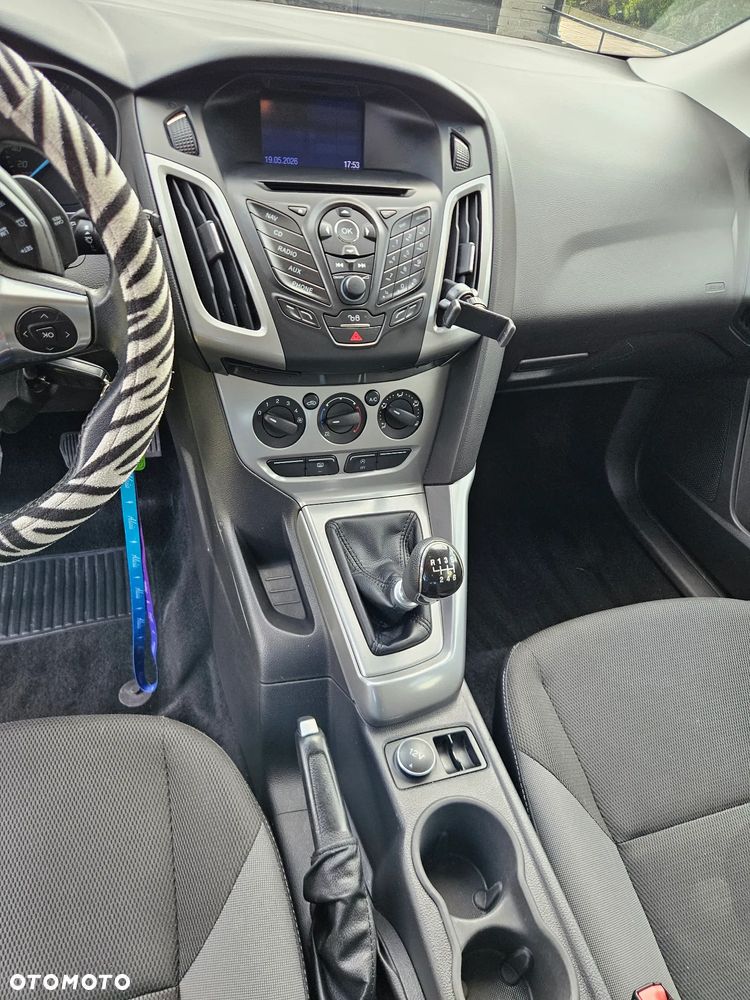 Ford Focus - 12