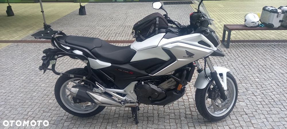 Honda NC - 24