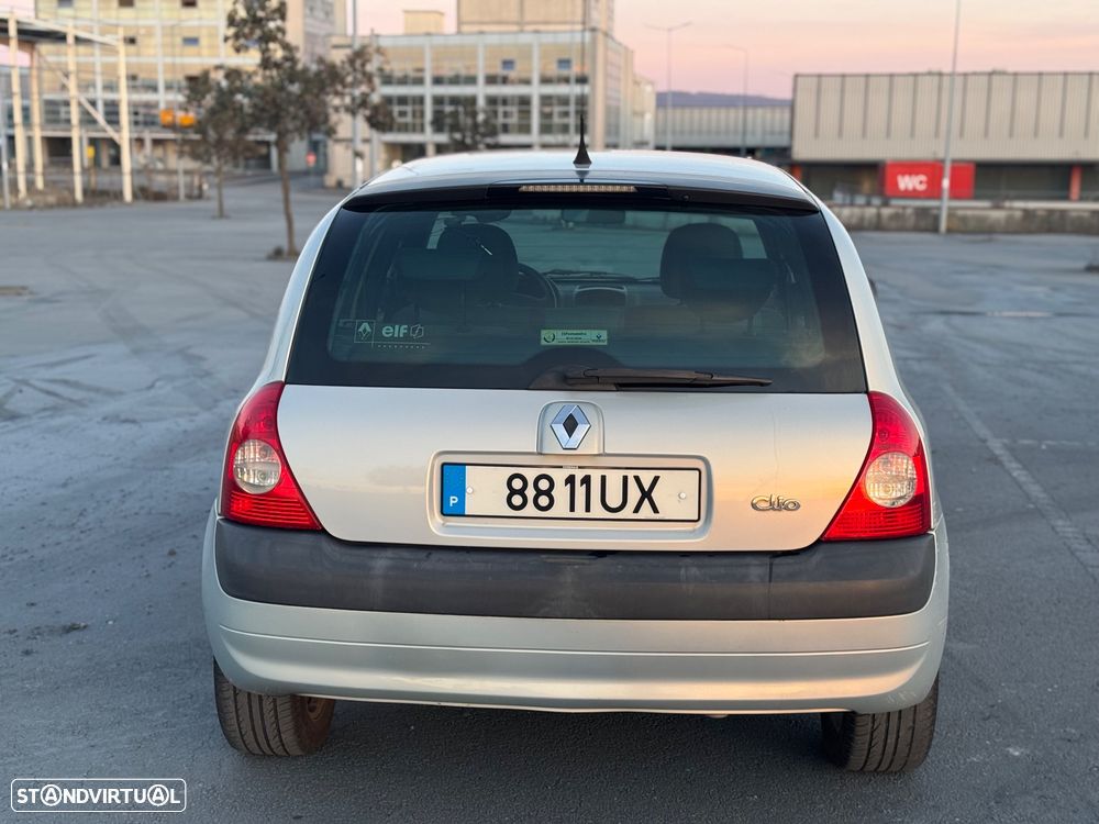 Renault Clio 1.2 16V Billabong - 12