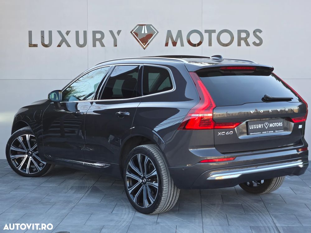 Volvo XC 60 T6 AWD Recharge Geartronic Inscription Expression - 5