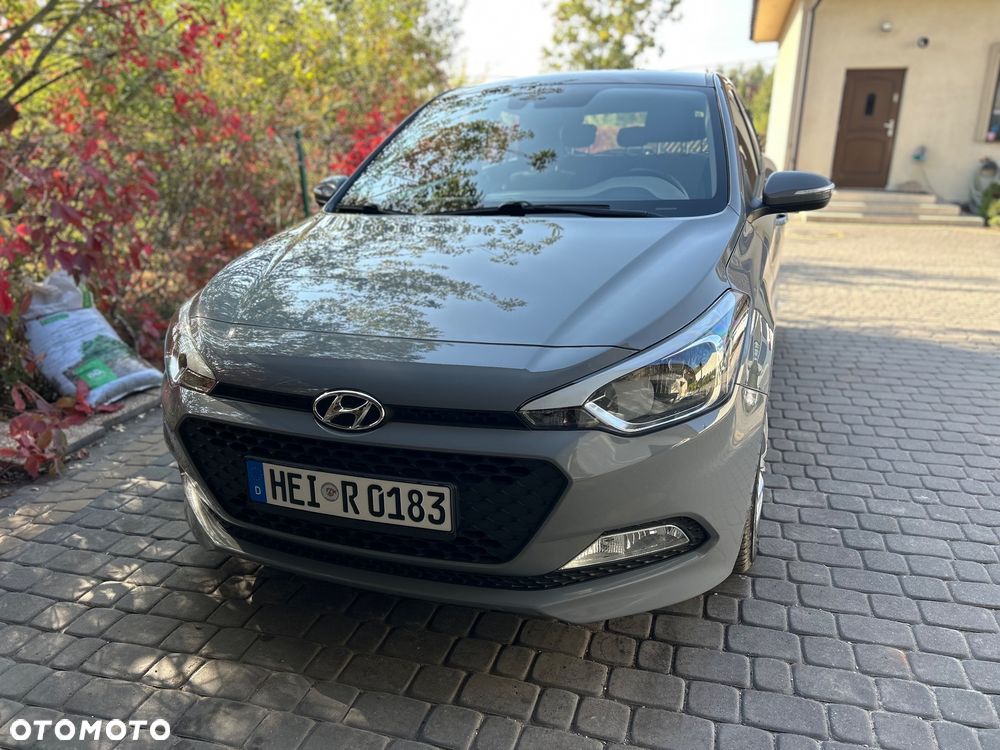 Hyundai i20 1.2 Trend - 14