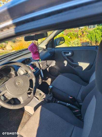 Opel Corsa - 3