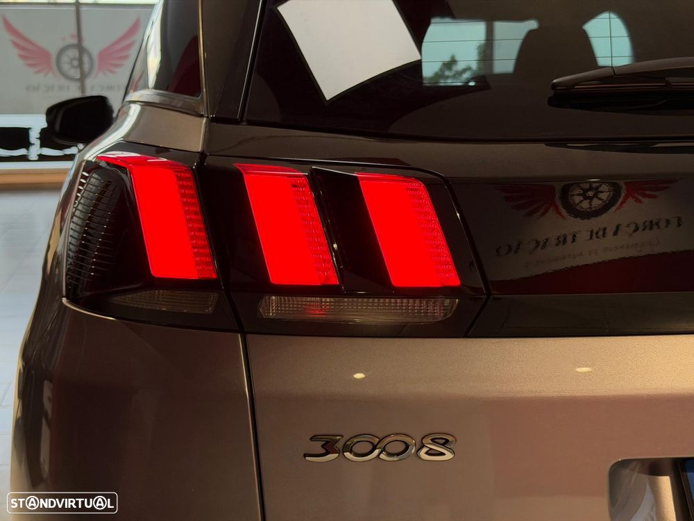 Peugeot 3008 1.5 BlueHDi Style - 8