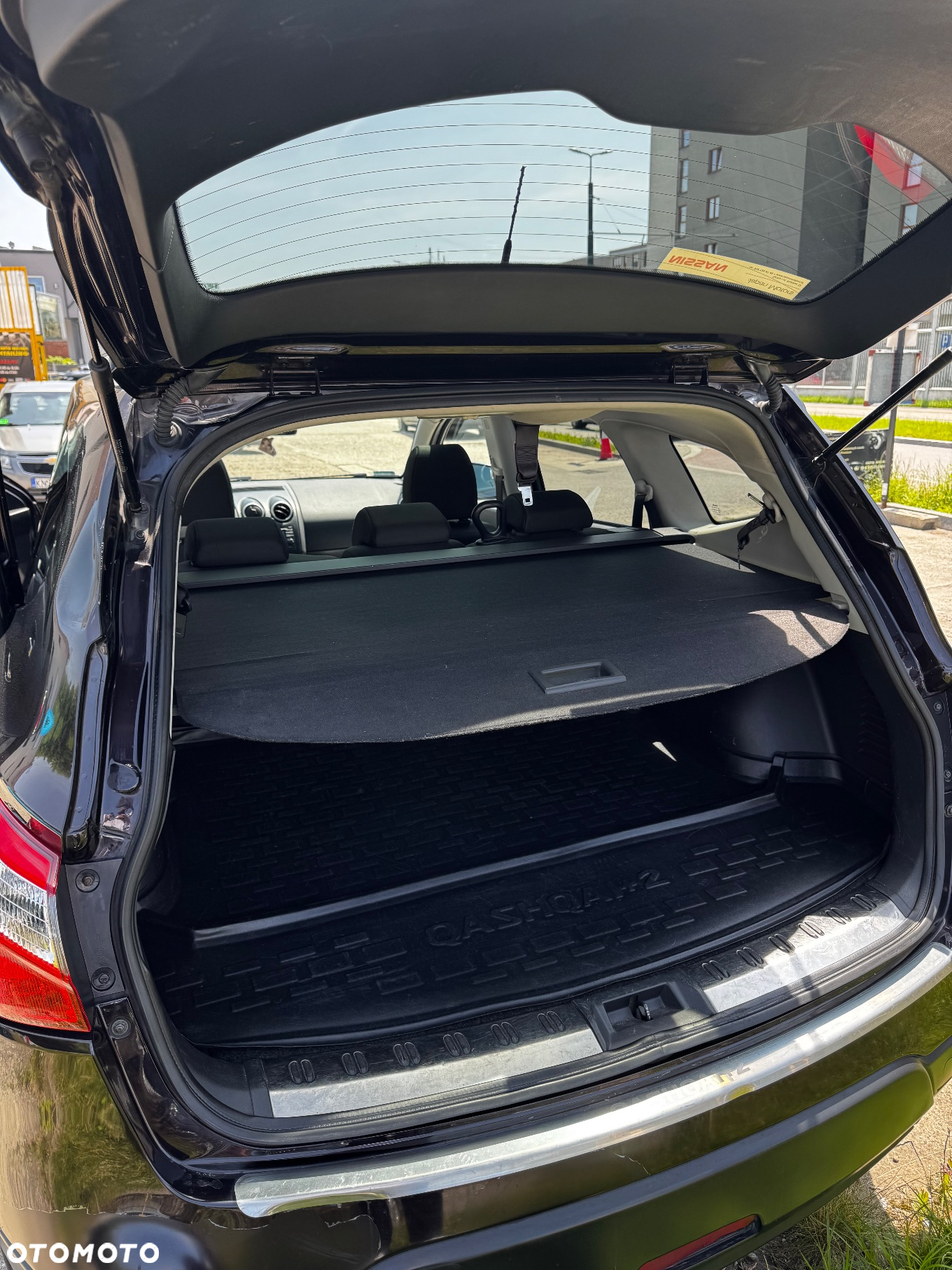 Nissan Qashqai+2 2.0 Tekna - 23