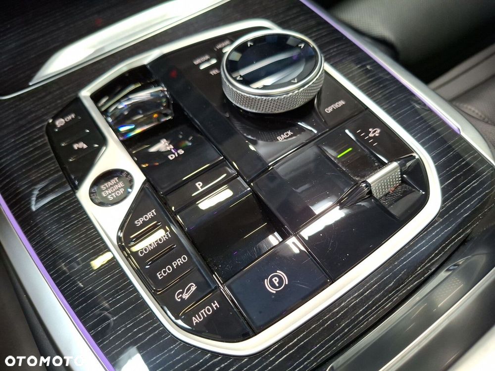 BMW X7 - 17