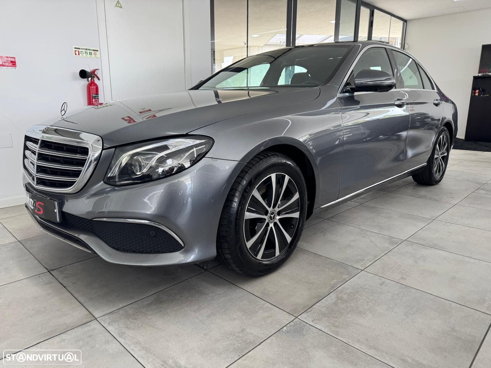 Mercedes-Benz E 220 d Exclusive - 1