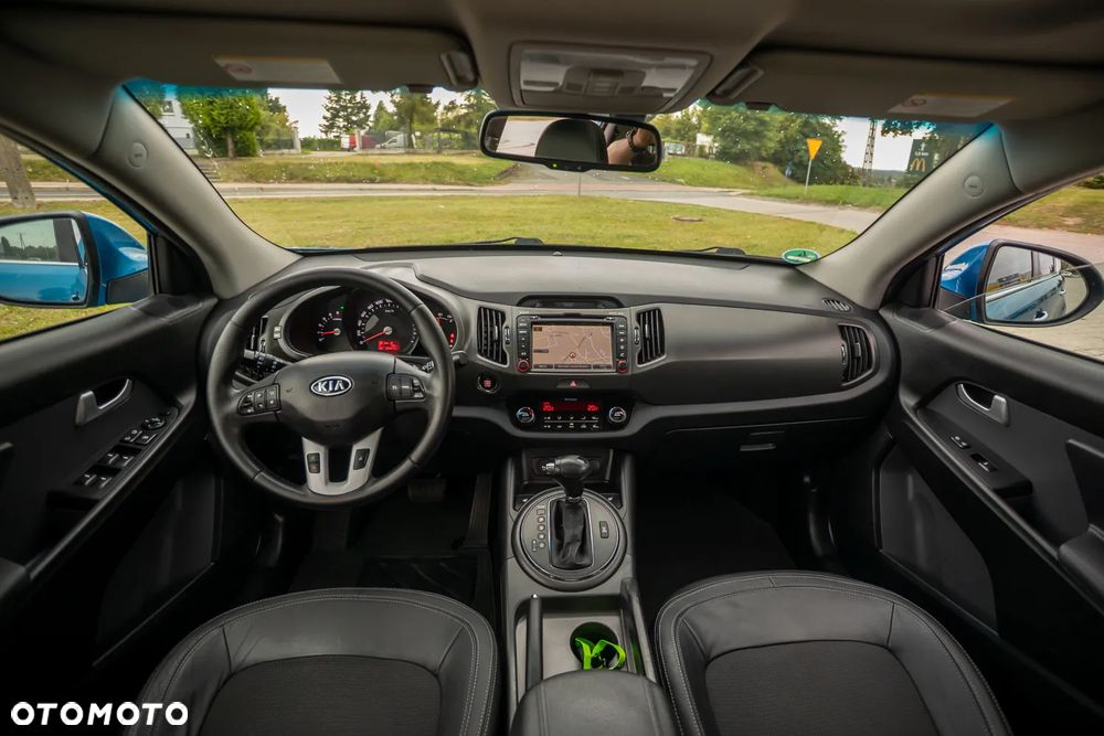 Kia Sportage 2.0 CRDI 4WD Automatik Dream-Team Edition - 34