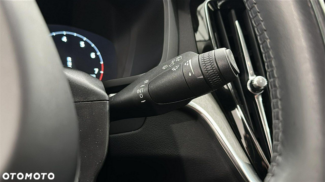 Volvo V60 B5 B AWD Inscription - 24