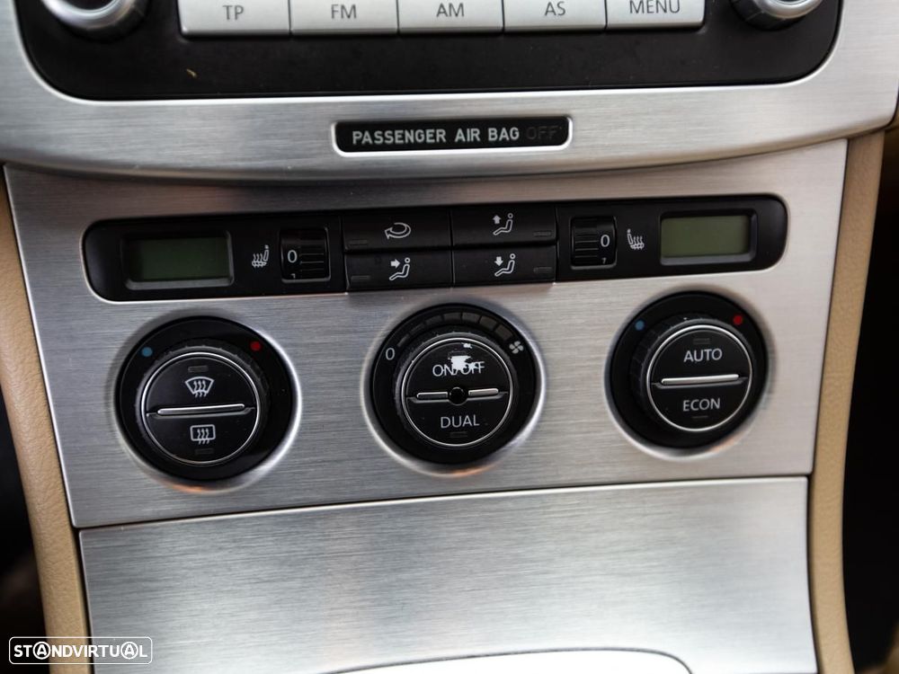VW Passat - 17