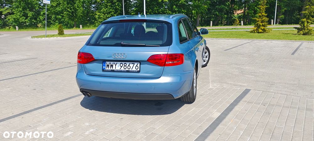 Audi A4 Avant 2.0 TDI DPF quattro Ambiente - 10