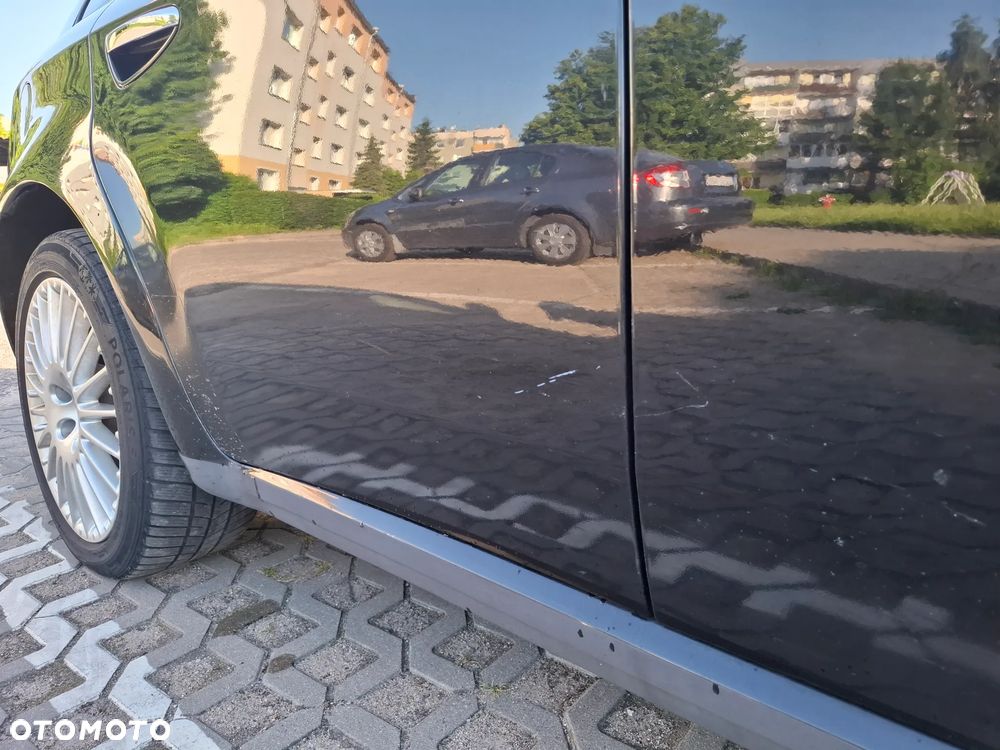 Alfa Romeo 159 1.9 JTDM 16V DPF Automatik Distinctive - 17