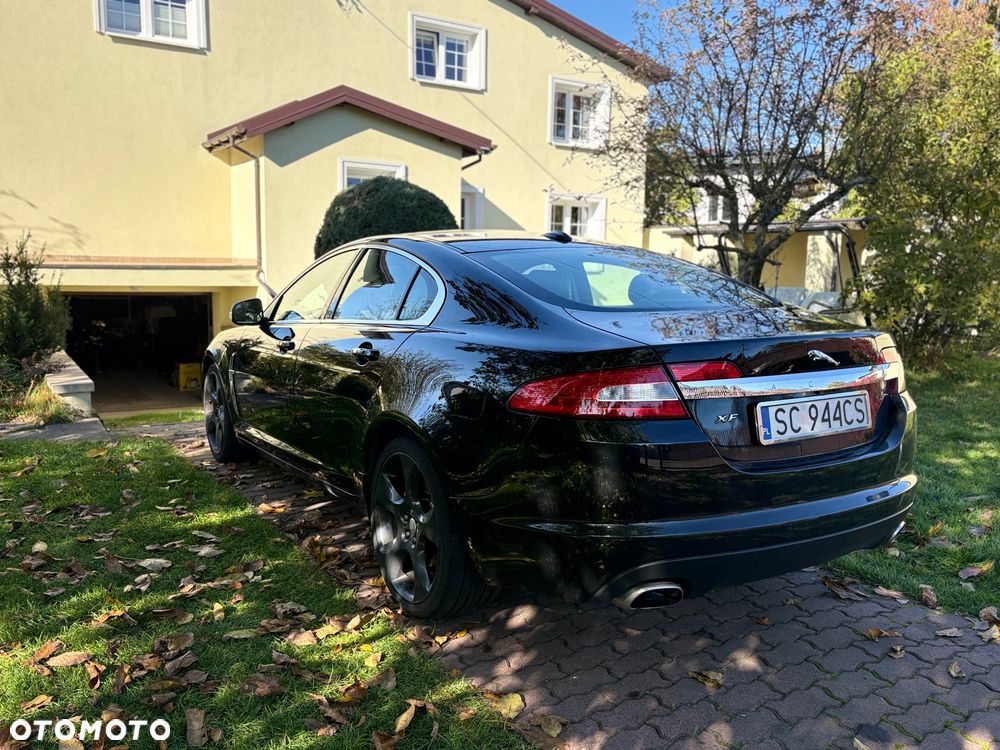 Jaguar XF - 7