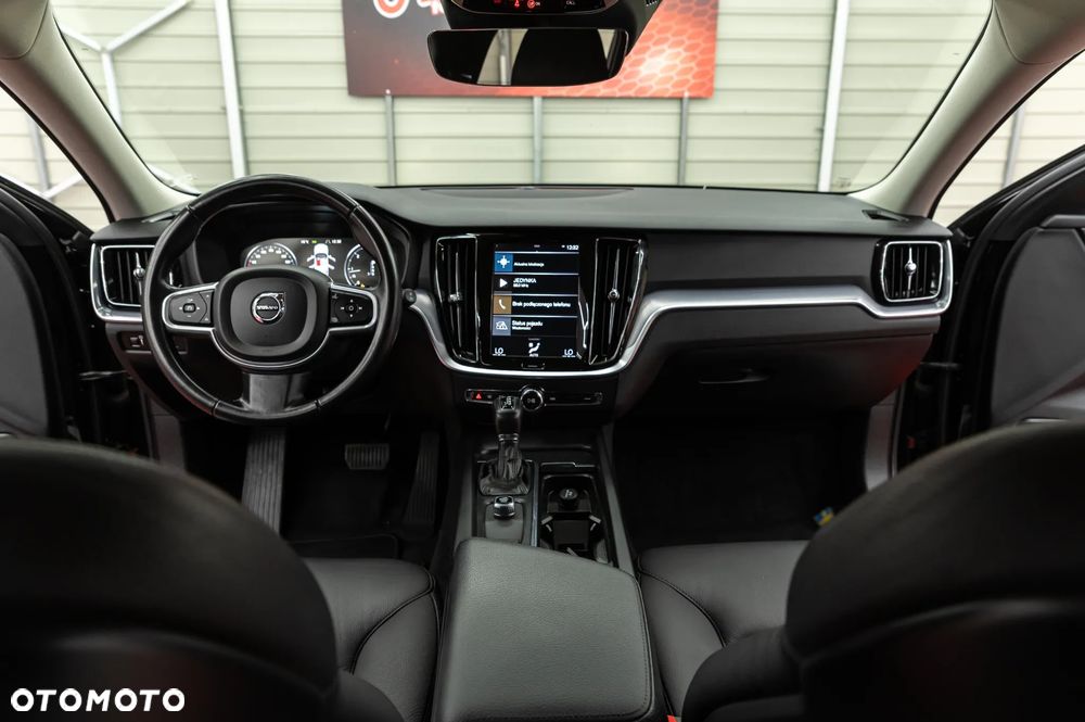 Volvo V60 D3 Geartronic Momentum - 23