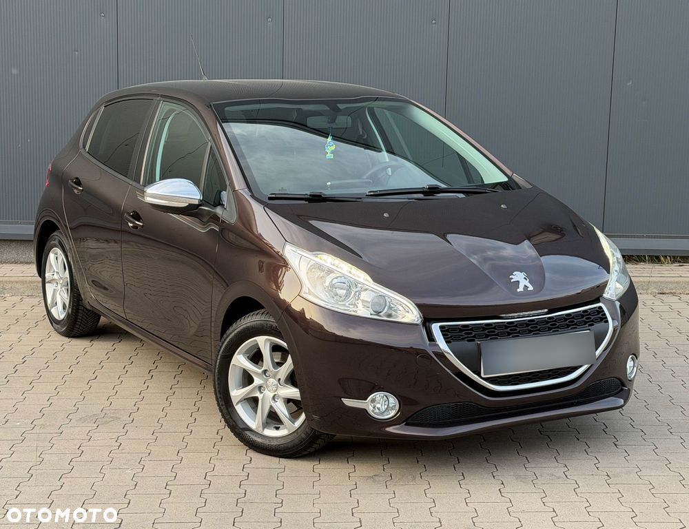 Peugeot 208 PureTech 82 Start & Stop Allure - 28