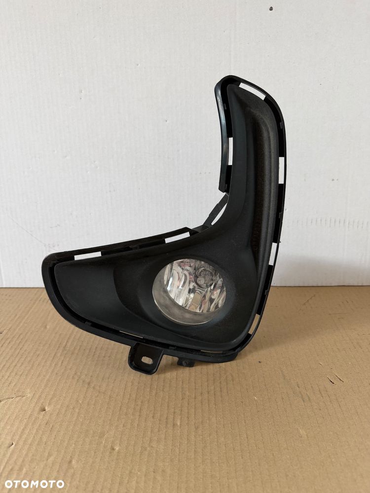 Lewa Oryginalna Kratka Ramka Zderzaka Przód Halogen Toyota Yaris 4 IV - 1