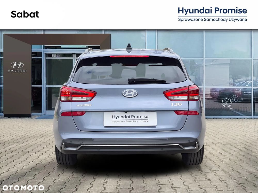 Hyundai i30 1.5 T-GDI 48V Smart - 4