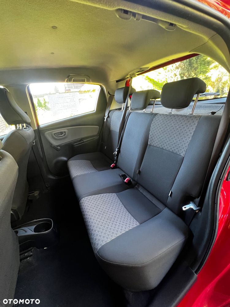 Toyota Yaris - 7