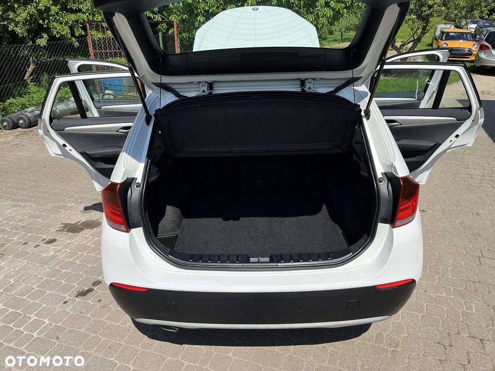 BMW X1 xDrive20d - 11
