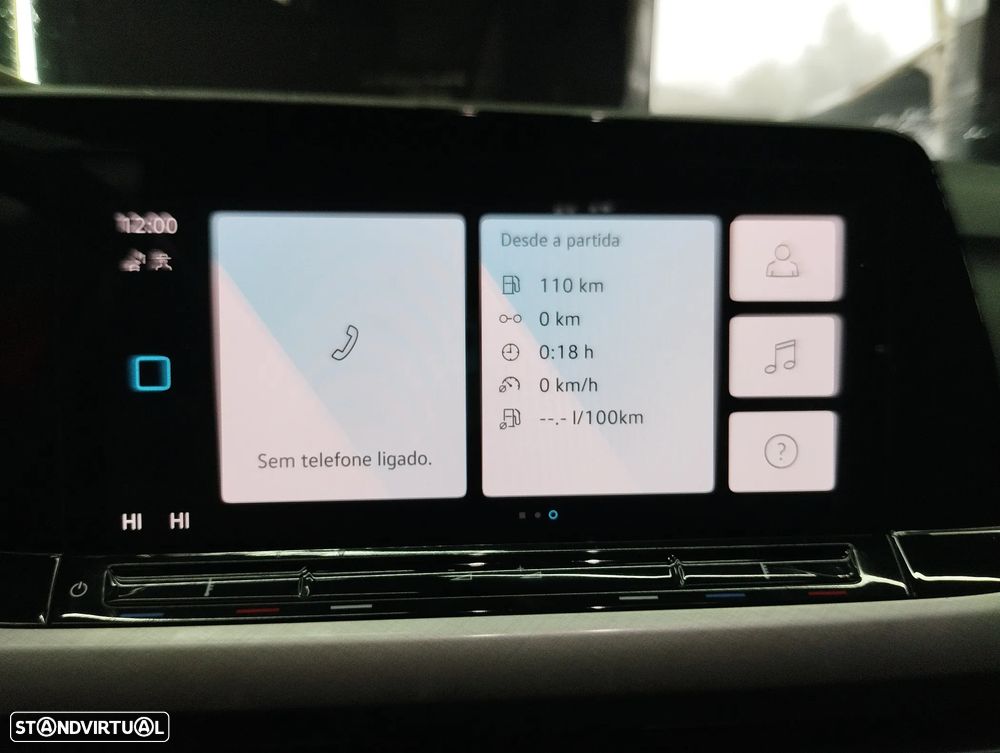 VW Golf 1.0 TSI Sportline - 28