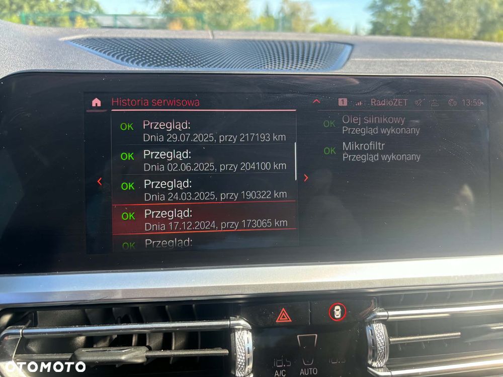 BMW Seria 3 320d xDrive Luxury Line Purity - 18
